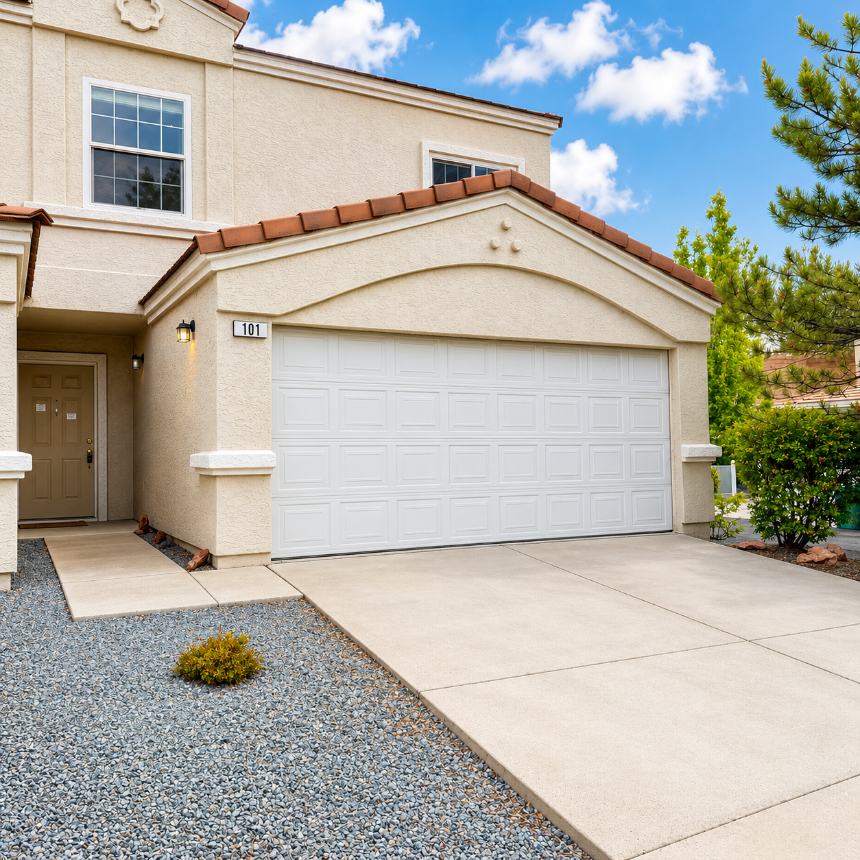 5630 El Paseo Dr #101